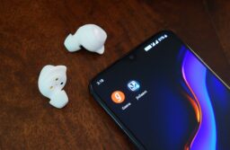 Major Benefits of Owning Wireless Earbuds